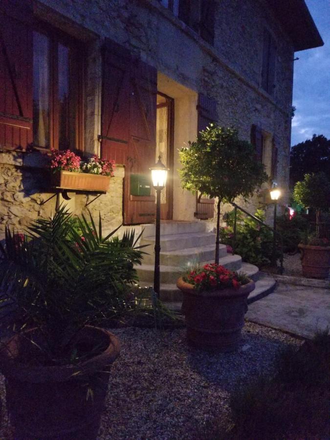La Maison Des Ateliers Solferino Luaran gambar